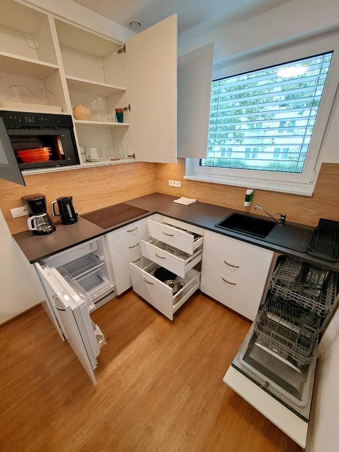 6Bits Apartments เยเซนิค ภายนอก รูปภาพ