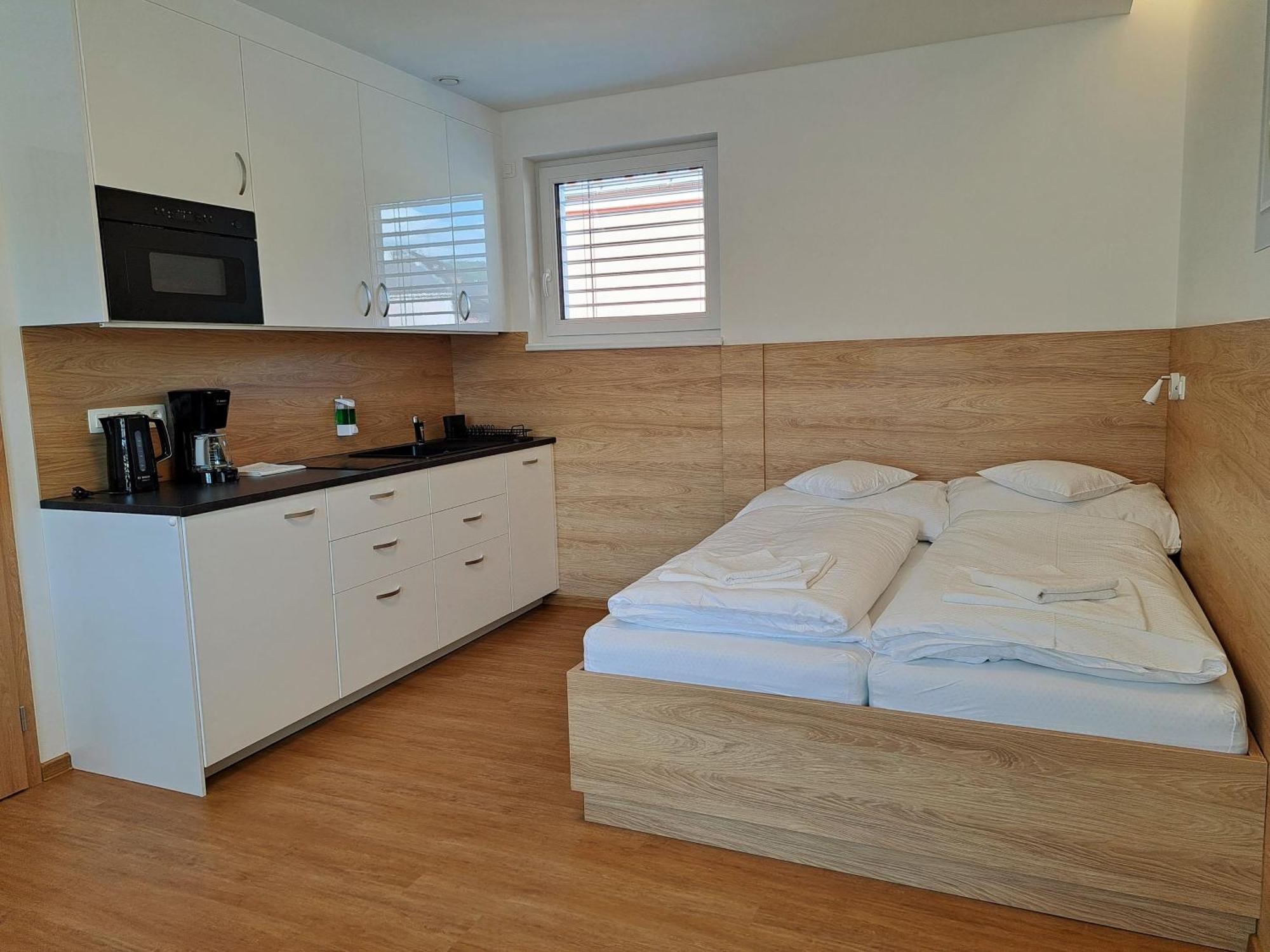 6Bits Apartments เยเซนิค ภายนอก รูปภาพ