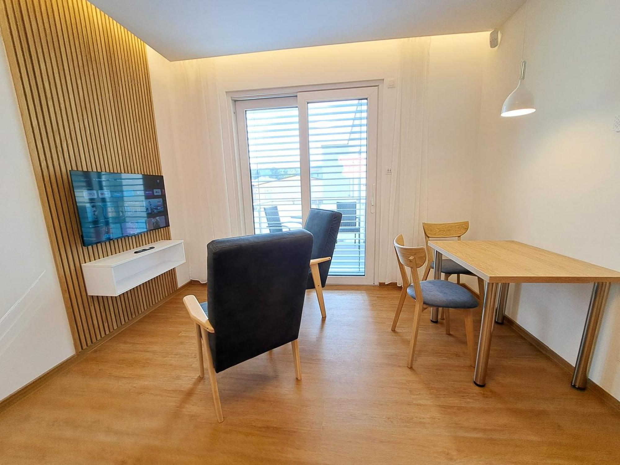 6Bits Apartments เยเซนิค ภายนอก รูปภาพ